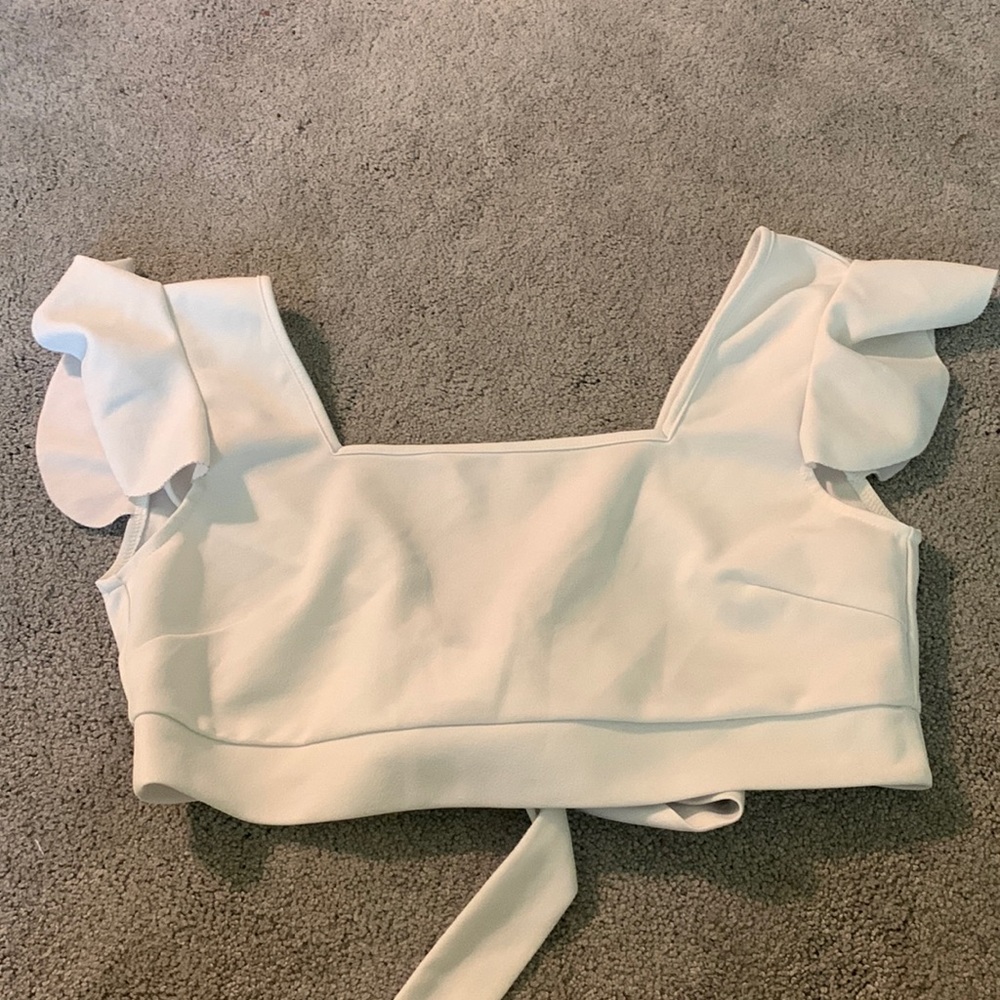 Cute tie back crop top